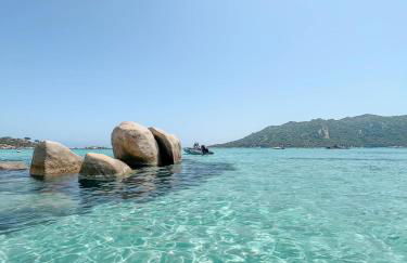 Duplex vue mer EXCEPTIONNELLE en Corse du sud proche plage - le 180Corse - Foto 1