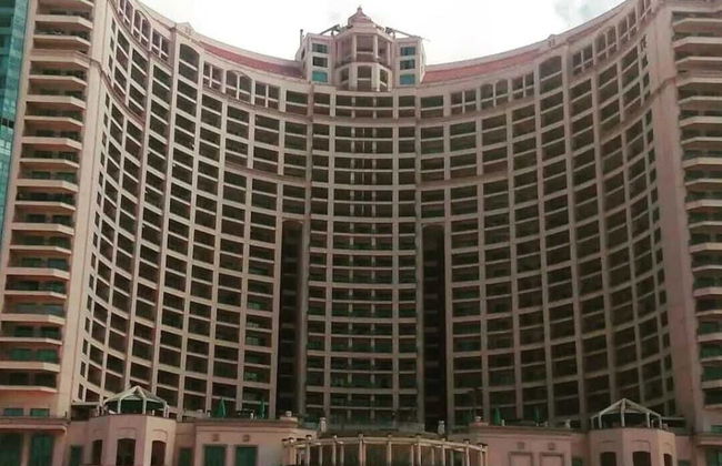 San Stefano Grand Plaza - Photo 21