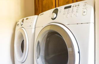 Catskills Delaware River Modern Colonial Getaway - Foto 40