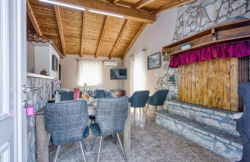 Romantic Studio Apartment with Private Pool - Foto 10