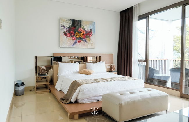 Mentari Hill View 8 BR heated pool and movie room - Photo 4