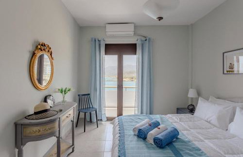 Eclectic Vintage Apartment- Sea View Perfection, Hersonissos, Crete - Photo 1