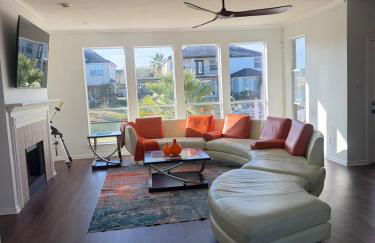 Luxury Lakefront 4BR - Corporate & Extended Stay Friendly - Foto 79