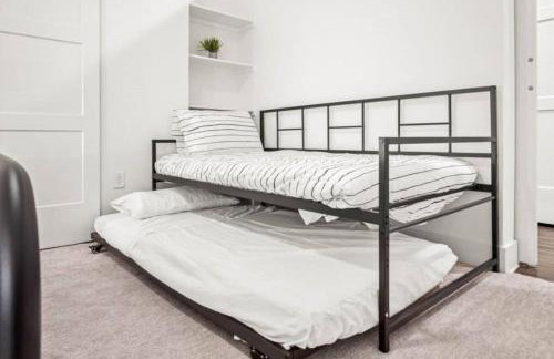 Luxurious New Unit 1Bd1Ba Pool, Golf Sim - Foto 30