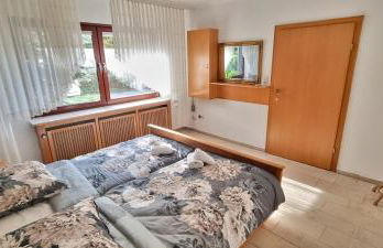 Casaba Suite 1-110qm-3 Rooms-Free Private Parking-House with garden - Foto 8