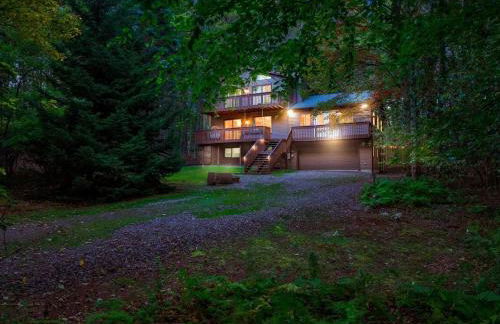 Winter Hideaway - Sled Hill, Hot Tub, Fireplace, Game Room - Foto 45