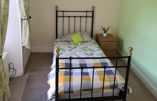 4 Bed Cottage Sleeps 6-Pet-Friendly-Private Garden - Foto 14