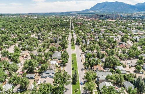 *H NEW!* Centrally Located 3BDRM Traveler`s Home Near Downtown Colorado Springs - Foto 79