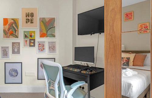 Designer 1-Bed Flat, 1-Min to Tube, Fast Central London Access - Foto 4