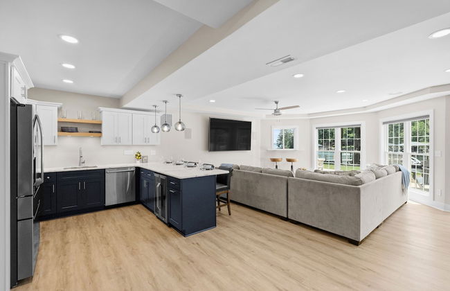 Bright Water Cove by Avantstay Saltwater Pool - Foto 37