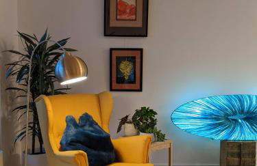 EITHER Private 2B2B OR Shared 1B1B, Luxury, Bright, Spacious - Foto 1