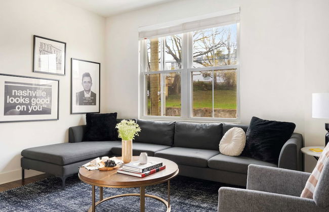 Hart Suite Buyout 1 by Avantstay Two Town House Buyout w/ Modern Amenities in Nashville! - Foto 3