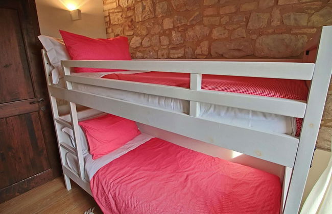 Belvilla by OYO Modern Luxury Apartment With Pool - Foto 5