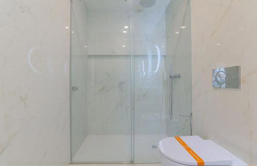 D'AUSE - New Modern Apt - 150m to Beach & Center - Photo 8