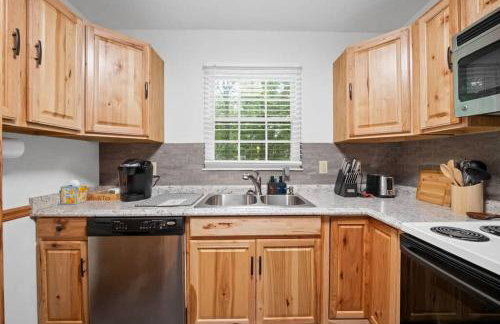 hot tub I game room I private deck I - Foto 27