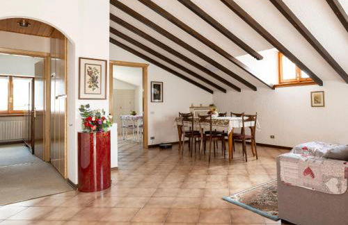 Apartment Gioia del Verde - Raum- Terrasse und Seeblick by Interhome - Photo 2