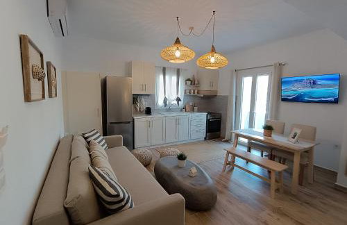 Seafront Haven - Photo 15