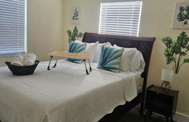 Palmera House in Tampa with Hot Tub 10 minutes from Airport & Busch Gardens - Foto 10