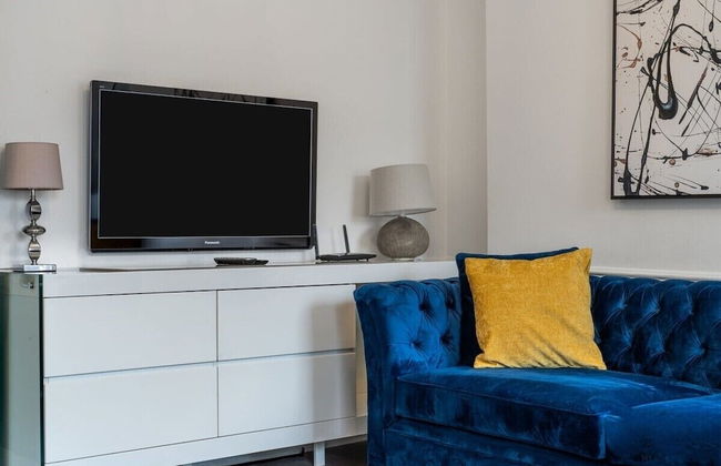 The Hertford Boutique - Photo 45