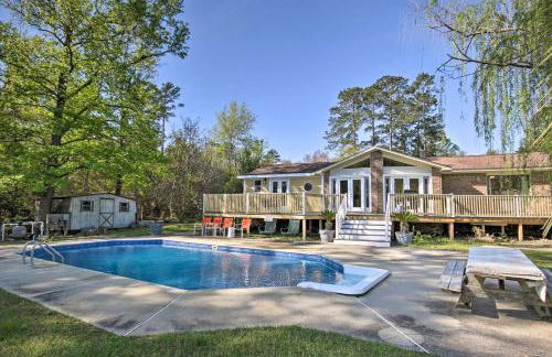 Lush Gilbert House with Outdoor Oasis on Lake Murray - Foto 1