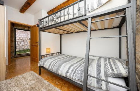 Beautiful Apartment In Hrvace With Wifi - Foto 20