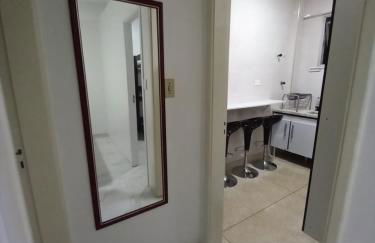 Apartamento mobiliado prédio frente ao mar - Foto 19