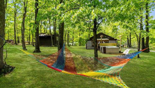 Modernized Log Cabin w Hot Tub Fire Pit & Views - Foto 5, Garden, Garden view