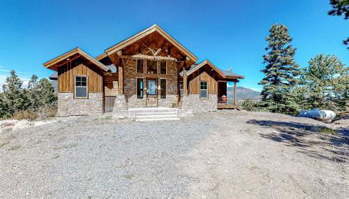 Cutbow Lodge - Photo 1