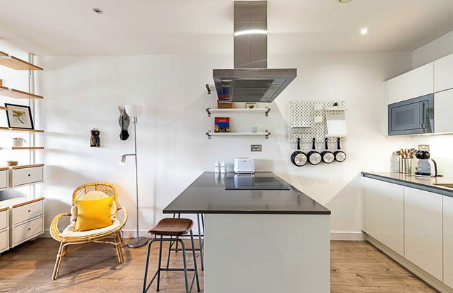 Well-connected, Cosy and Bright Modern Flat - Foto 5