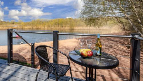 Stonelake Lodges - Birch Bank lakeside lodge with hot tub - Foto 3