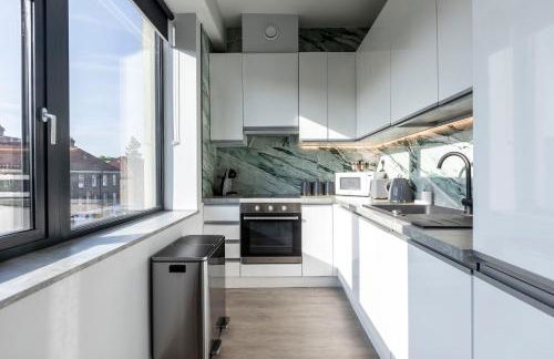 Palm Tree House Apartments - Photo 66