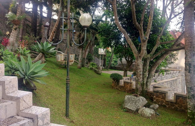 Villa Beverly Hills Puncak for 50 pax - Photo 25