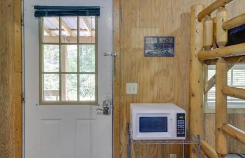 Serene Briceville Vacation Rental Cabin with Grill! - Foto 12