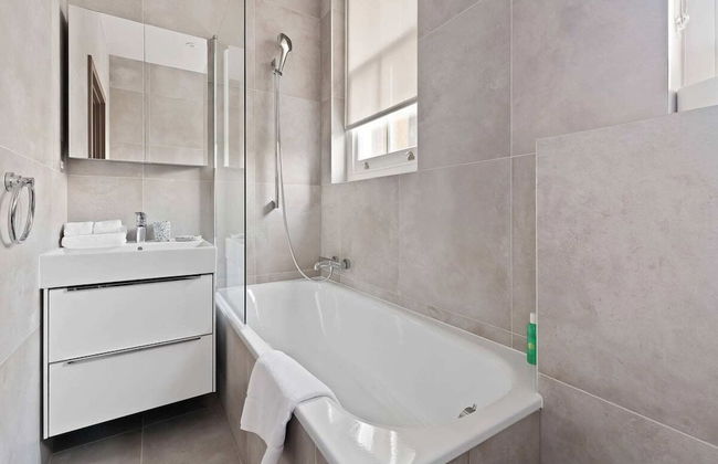 Lovely 2 Bed near Covent Garden & Tube - Photo 23