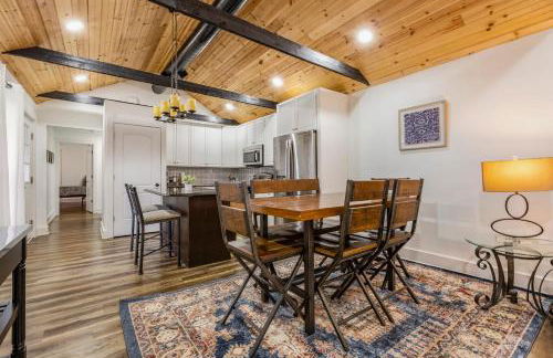 Urban Explorer Pad - 3BR - Backyard -Parking - Foto 13