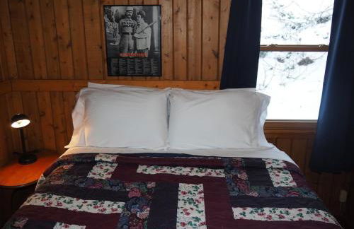 The Crystalaire Cabin - Charming and Relaxing! - Photo 35