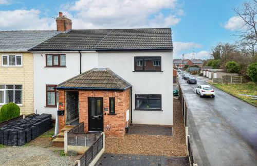 Alt-Stay Accommodation - Lofthouse, Wakefield M1 - 3 Bed En-suite With Parking - Ideal For Contractors & Long Stays - Foto 28