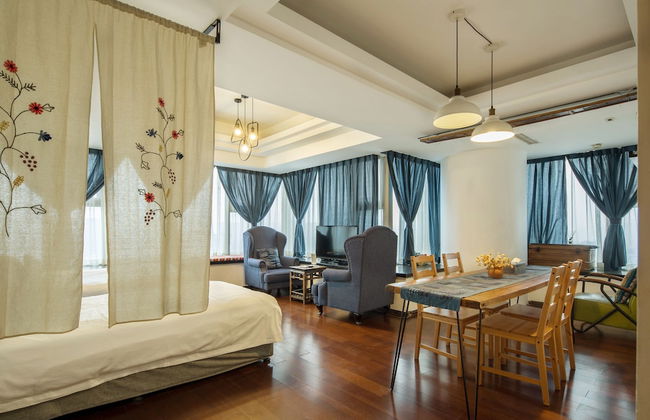 Chengdu Skyline International Apartment - Photo 16