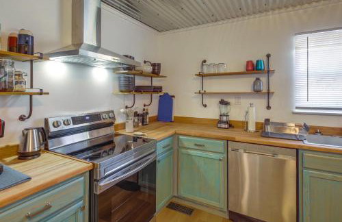 Rustic Whitwell Home w/ Grill, Near State Parks! - Foto 8