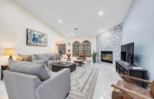 Ranch villa 1 level on half acre 8-min from Strip - Foto 6