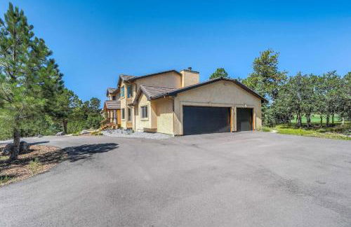 Oak Hills Estate Luxe Forest Escape Near USAFA - Foto 77