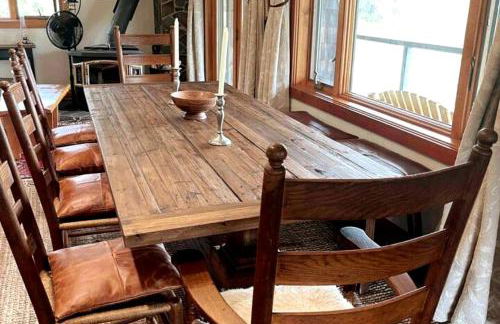 Secluded Cabin in Polebridge, Montana, with Fantastic Views of Glacier National Park - Dream Glamping Experience - Photo 10