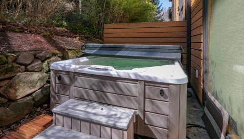 Four - River View Hot tub Luxurious Downtown Loft - Foto 2