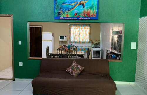 Casa para até 10 pessoas com 2 banheiros, 1 quente - Foto 12