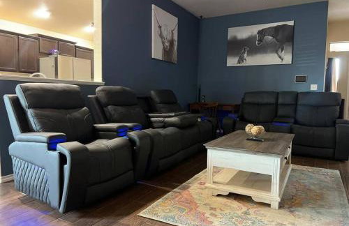 HotTub-King Bed -Fire pit-BBQ-Pristine Kitchen - Foto 36