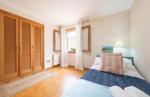 Villa Teix de Bonaire para 10, jardines y vista mar - Foto 37