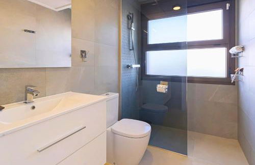 Modern villa with private pool at Golf Vistabella - Foto 33