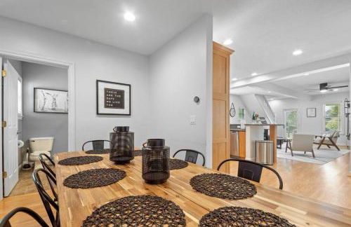 Blissful Boyne City Retreat: Luxurious & Modern! Sleeps 15! - Foto 20