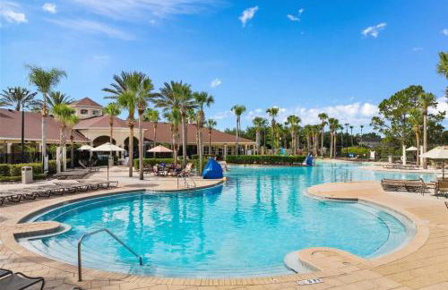 Windsor Hills Marvel Themed Home with Private Pool - Foto 38