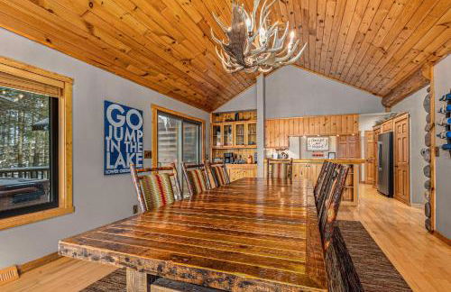 LogLand Lakehouse in Arbor Vitae WI - Foto 13